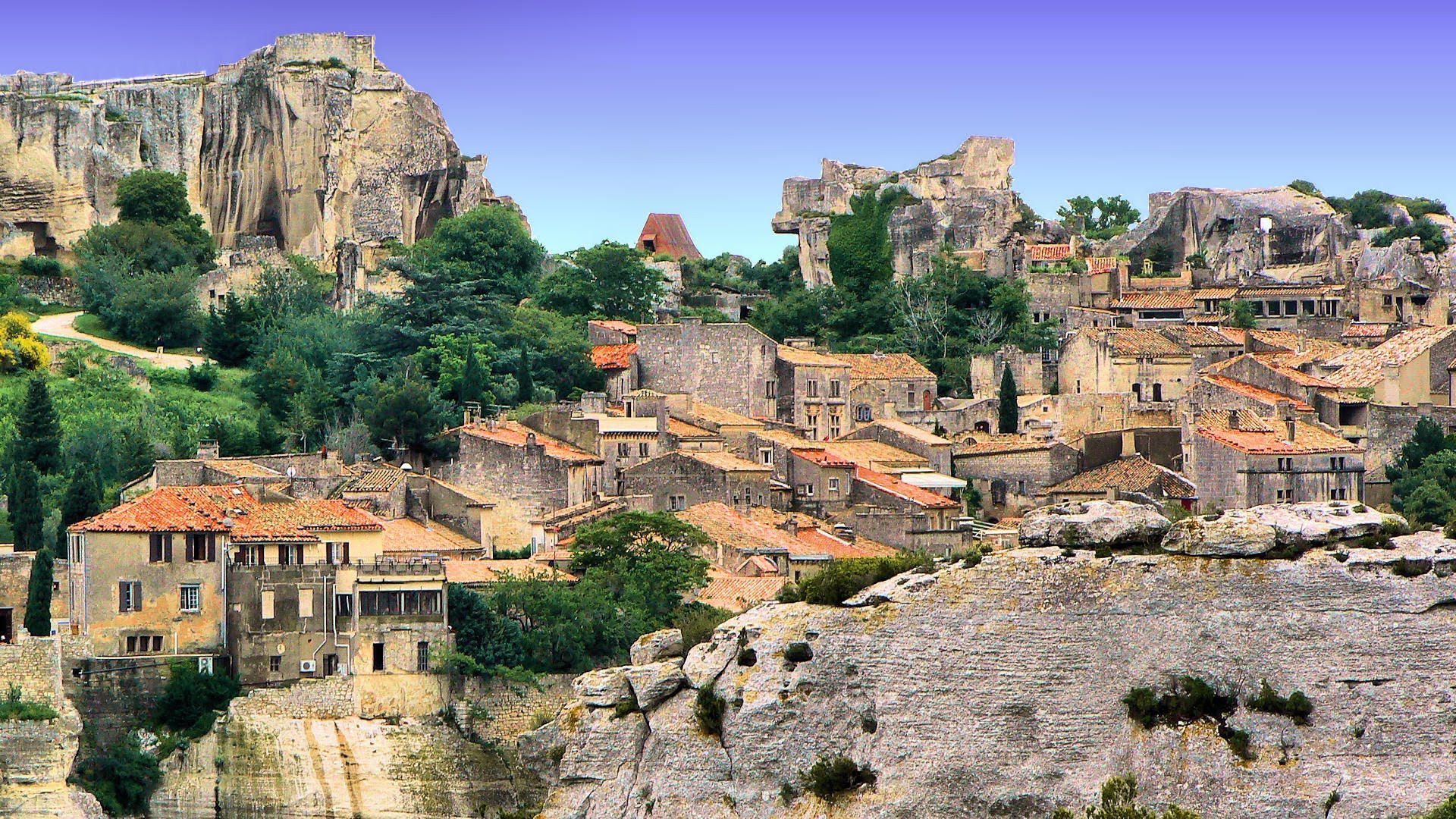 Village of Les Baux, France скачать